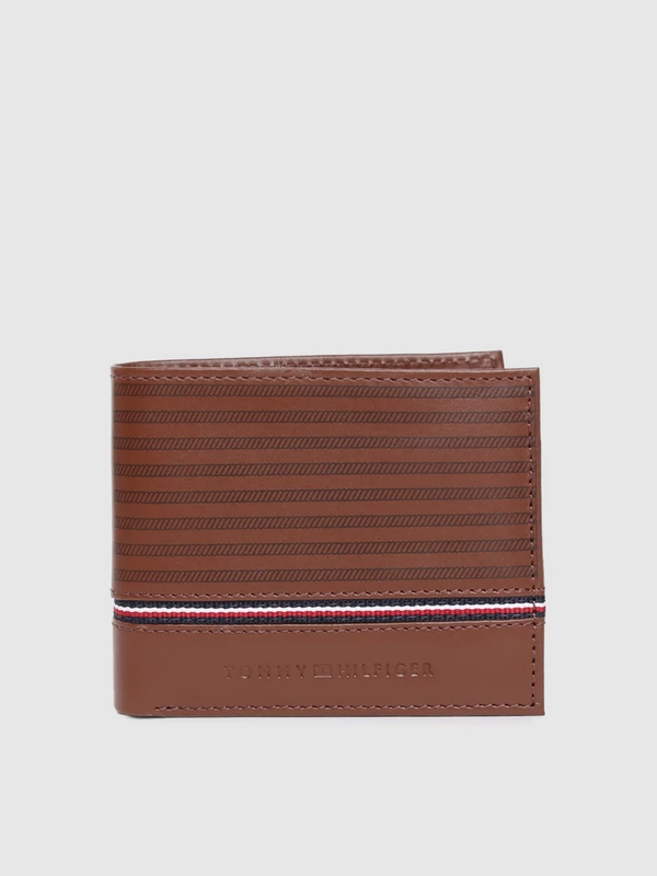 TOMMY HILFIGER Men Brown Genuine Leather Wallet (4 Card Slots)